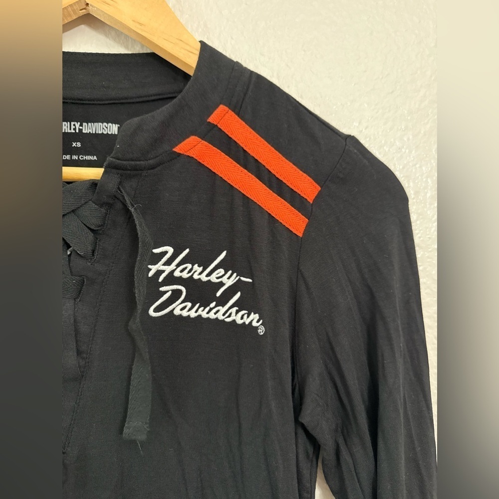 Harley Davidson Women's Iconic Laced Front Henley - Picture 3 of 8